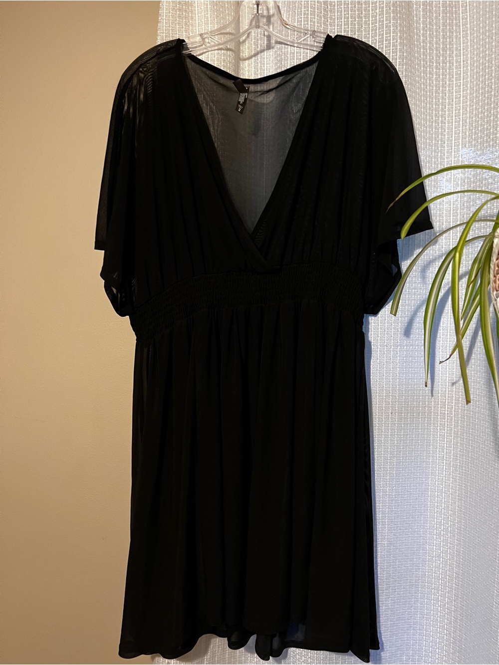 Torrid Swim Cover up Sheer Black V-Neck Short Sleeve Tunic Cover Up